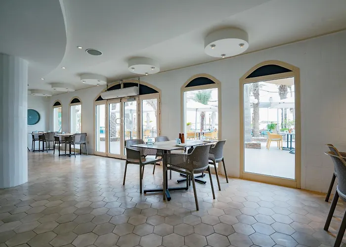 Hotel Occidental Sharjah Grand
