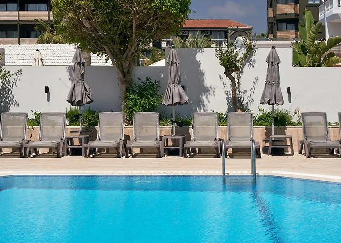 Elysee Beach Hotel