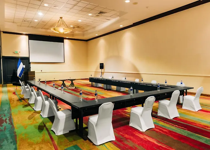 Holiday Inn San Salvador By Ihg