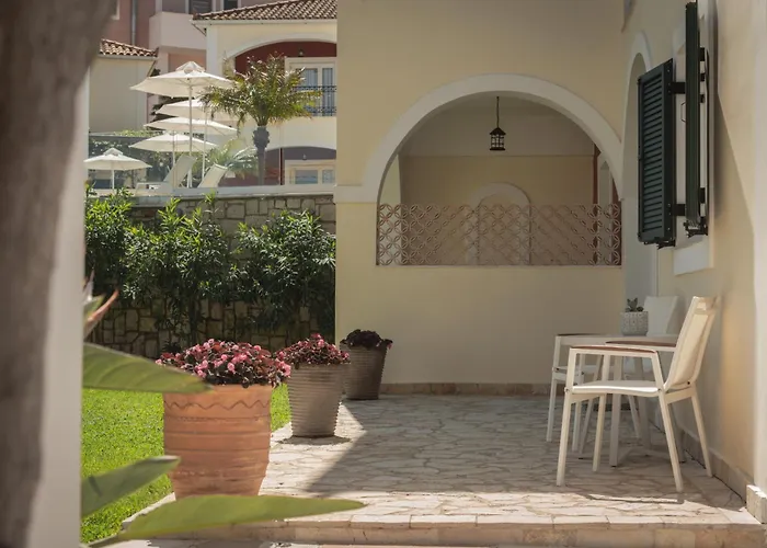 Erietta Aparthotel