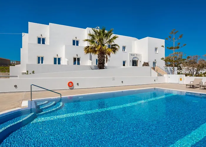 Nikos Hotel Karterados 