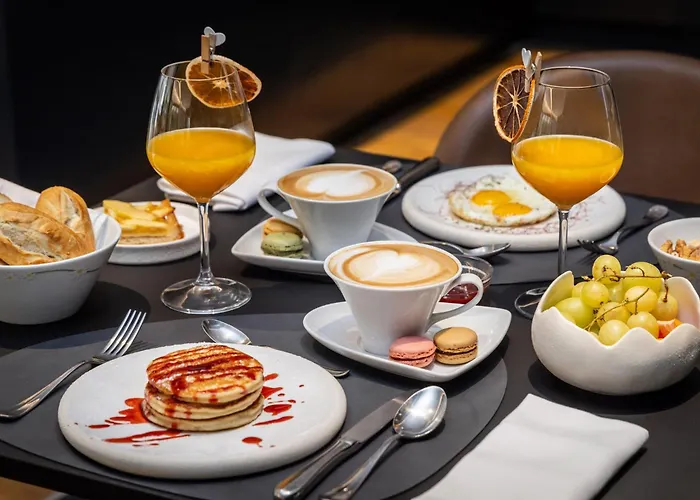 Hotel Ristorante Al Caminetto Worldhotels Crafted Adults Only Torri Del Benaco