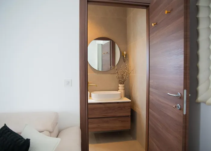 Pebbles Resort (Adults Only)