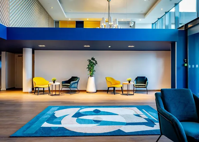 Holiday Inn By Ihg