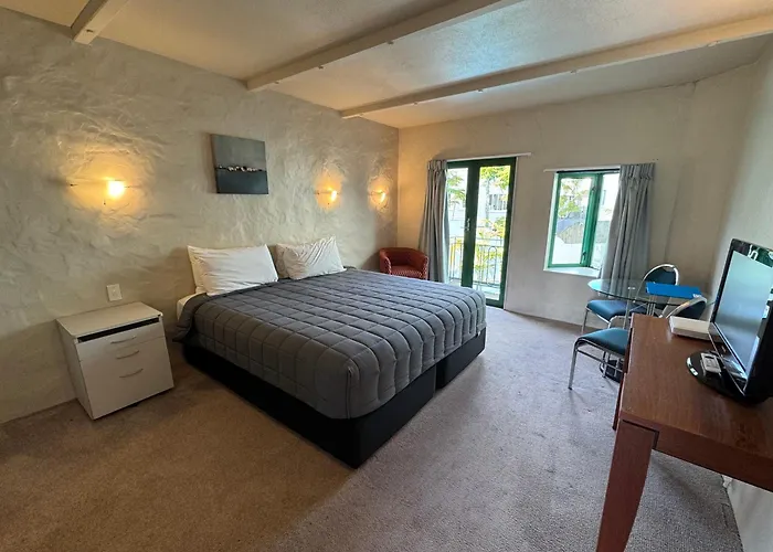 Parklane Motor Lodge