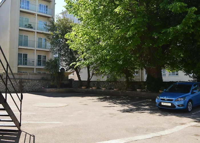 Sheldon B&B - Free Private Parking