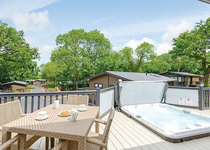 Woodside Bay Lodge Retreat