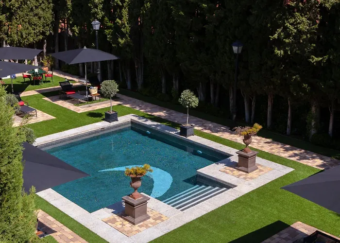 La Casa Del Presidente Small Luxury Hotels