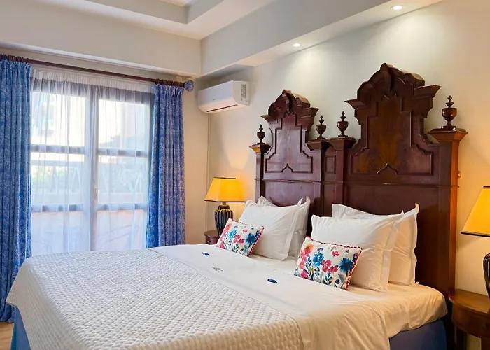 Great Greece Le Convivial Suites