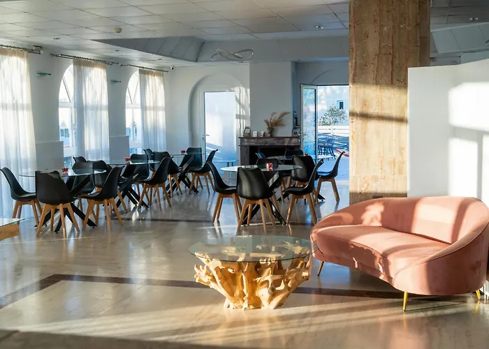 California Beach Hotel - Adults Only Laganas