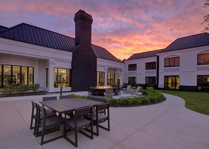 Doubletree By Hilton Hotel Detroit Novi