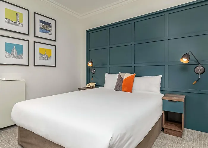 Mercure Salisbury White Hart Hotel & Apartments