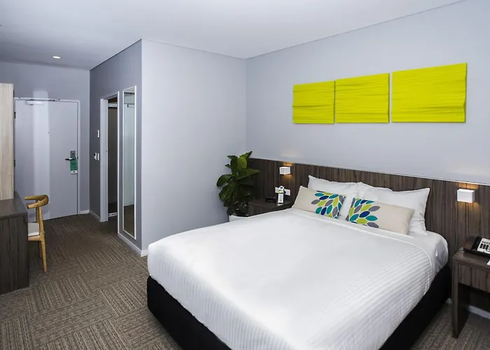 Ibis Styles The Entrance Hotel