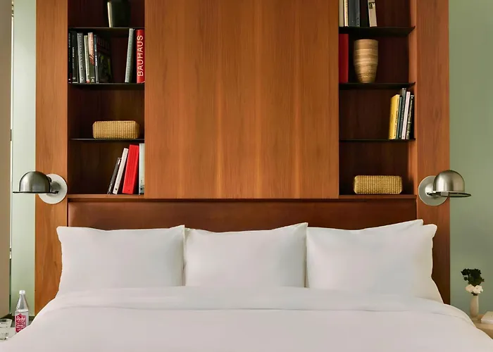 Chambers Central Park South, Sonder By Marriott Bonvoy