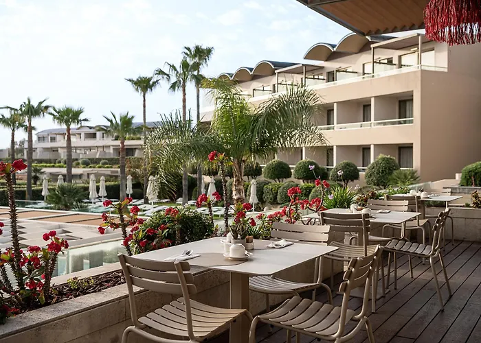 Avra Imperial Hotel