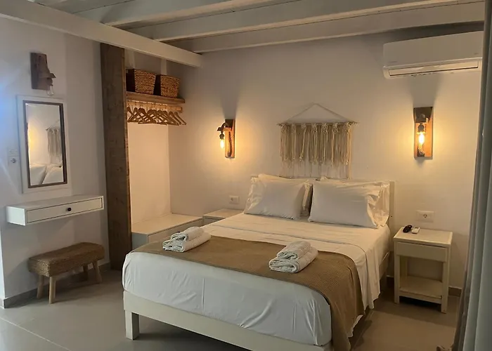 Elenis Studios