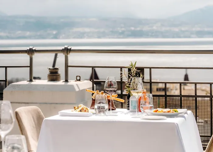 Royal Savoy Hotel & Spa