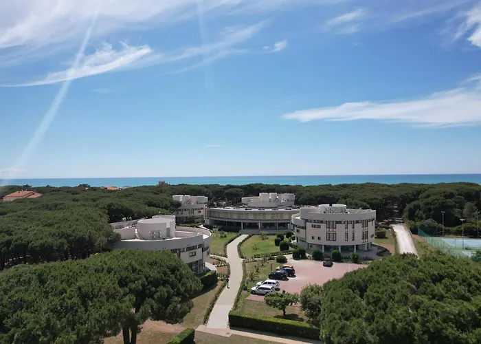 Csa Hotel Beach & Park