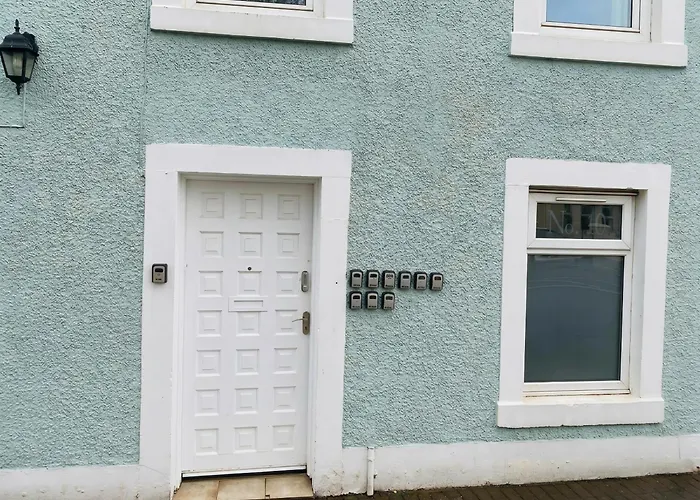Irvine Riverside Guesthouse