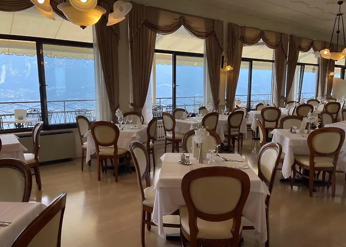 Village Hotel Lucia