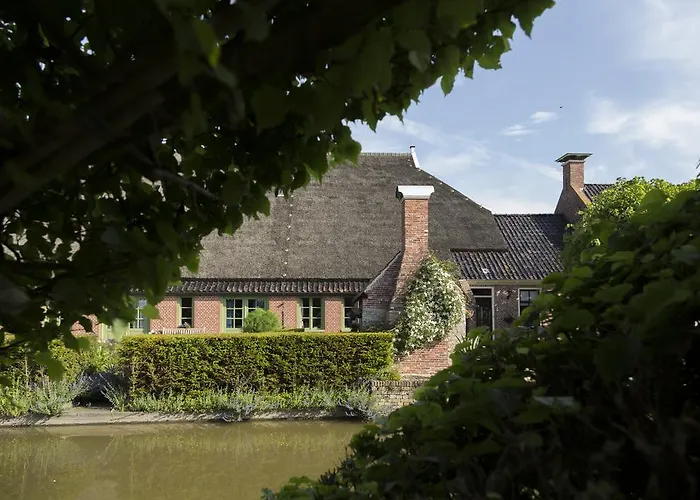 Landgoedlogies Pábema Bed and Breakfast Zuidhorn