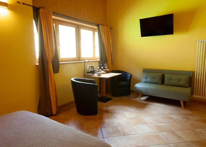 Chalet Chapeau Rar
