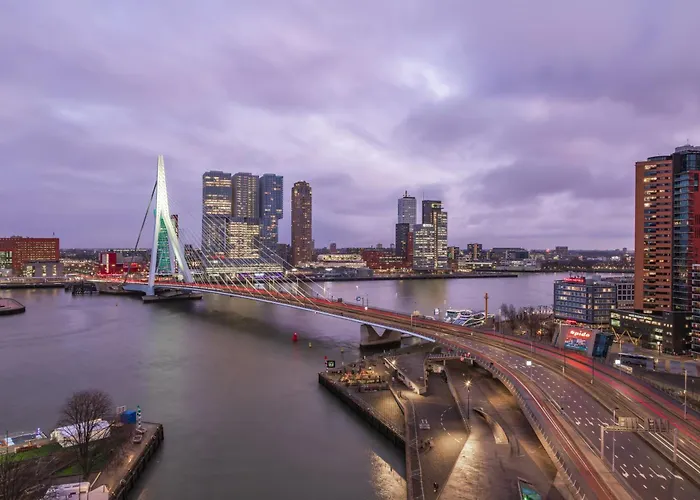 Doubletree By Hilton Rotterdam Centre