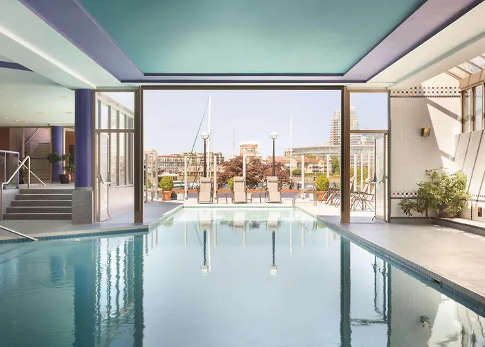 Coast Victoria Hotel & Marina By Apa