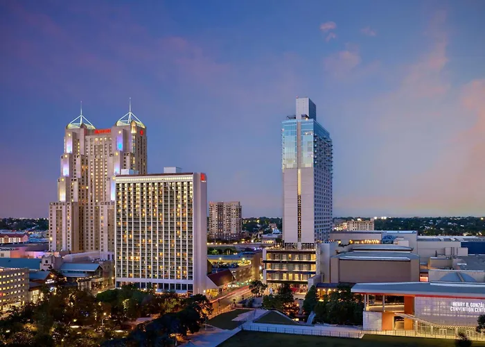 Marriott Rivercenter On The River Walk