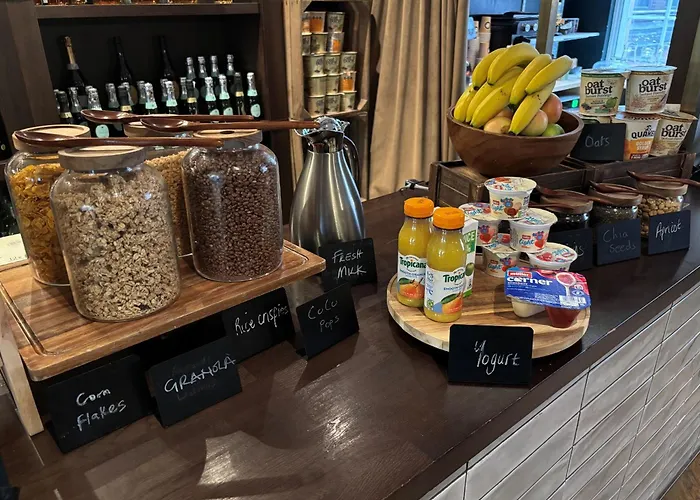 Heeton Concept Queen Street