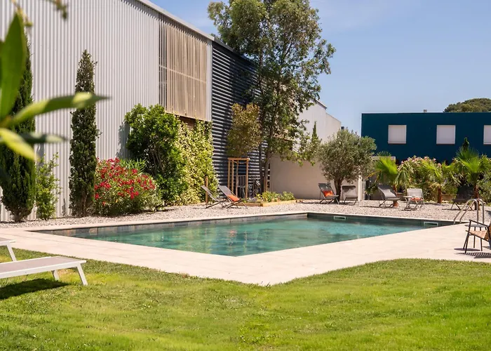 Golden Tulip & Rooftop Martigues Provence