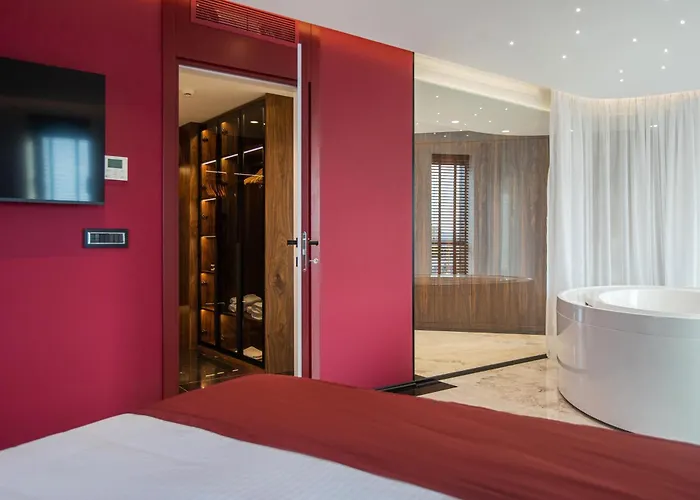 Hotel Elisa Tirana, Affiliated by Meliá