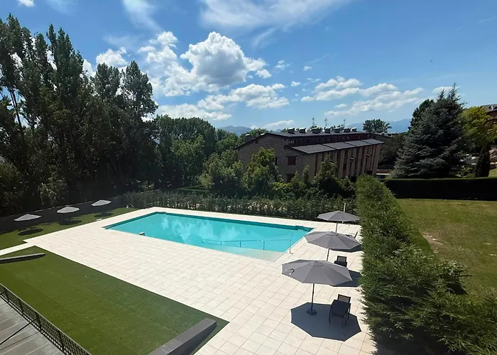 Hotel Llivia