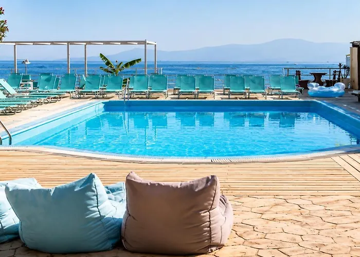 Agnes Beach Hotel Apartments