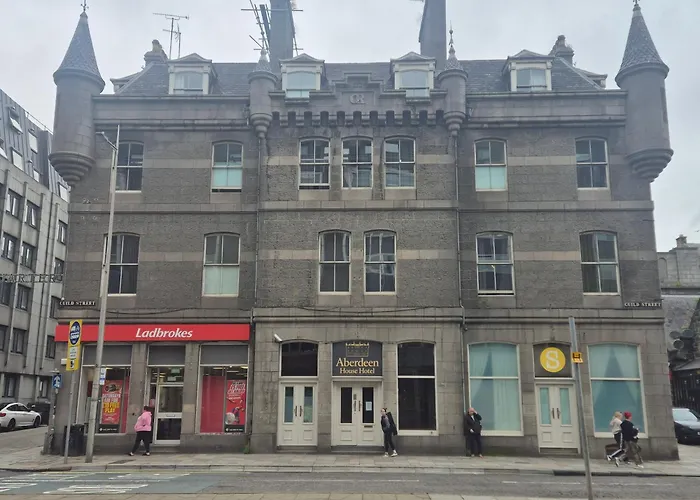 Aberdeen House