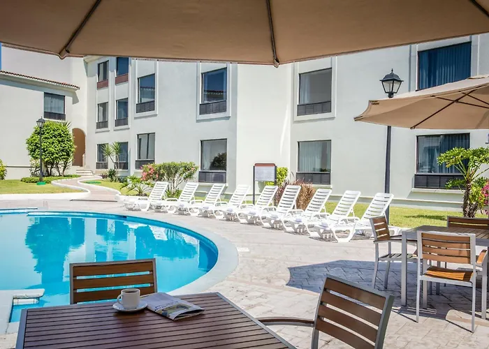 Fiesta Inn Monterrey La Fe