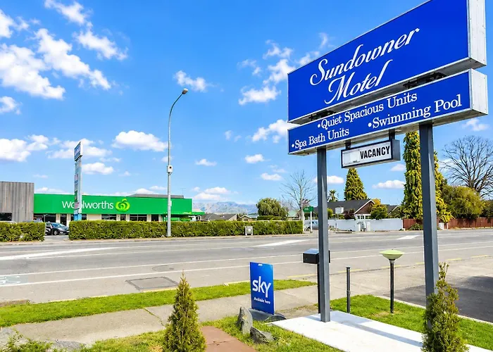 Sundowner Motel