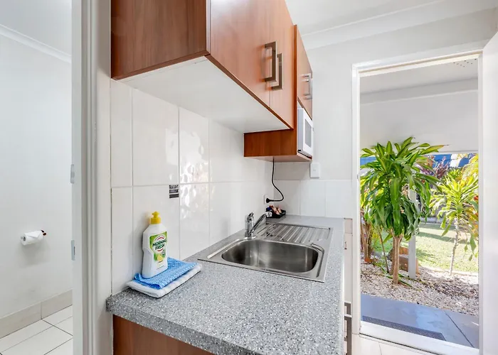 Bundaberg Coral Villa Motor Inn