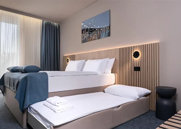 Family Hotel Adria Biograd Na Moru