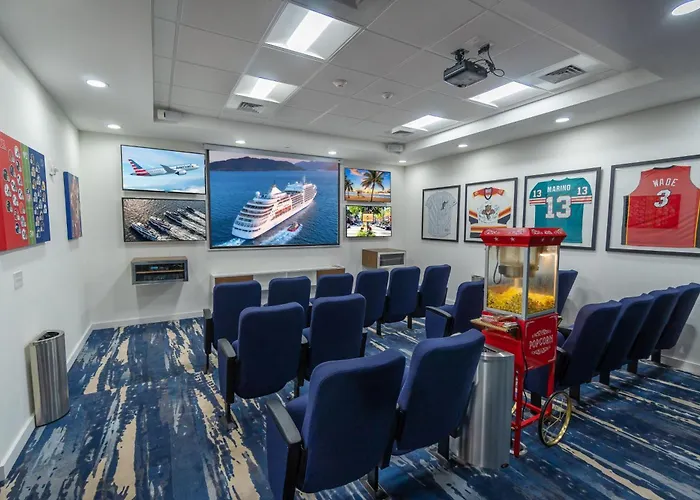 Maritime Fort Lauderdale Airport & Cruiseport