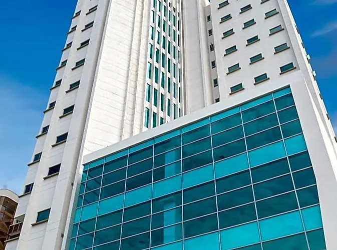 Hotel Dorado Plaza Alto Prado