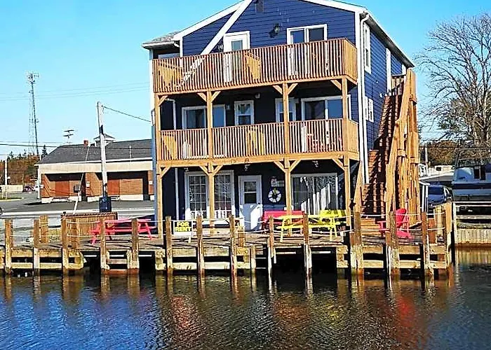 The Inn At Fisherman'S Cove