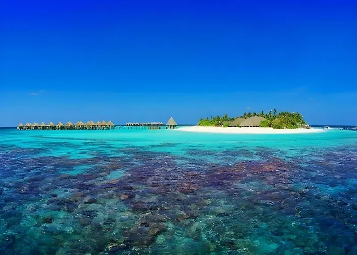 Angaga Island Resort And Spa