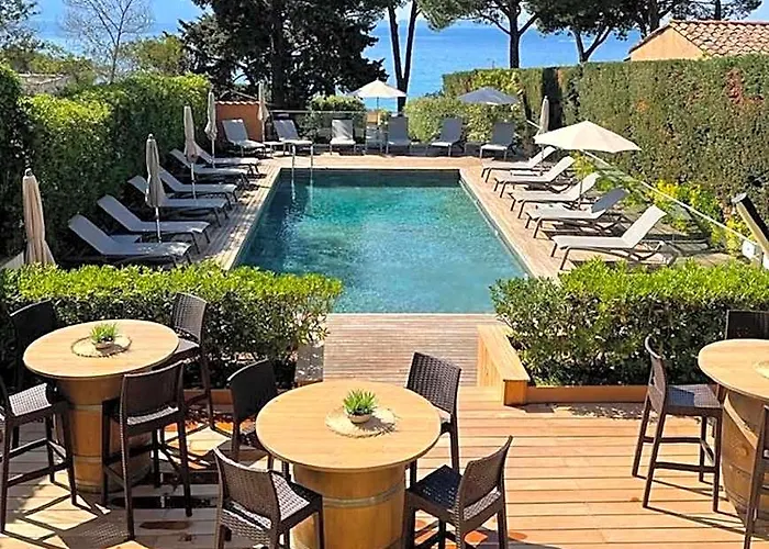 Hotel La Pinede