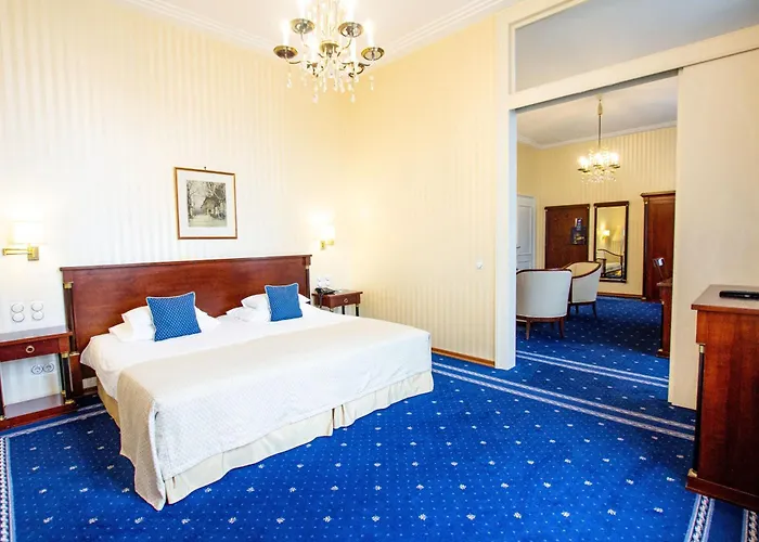 Hotel Ambassador