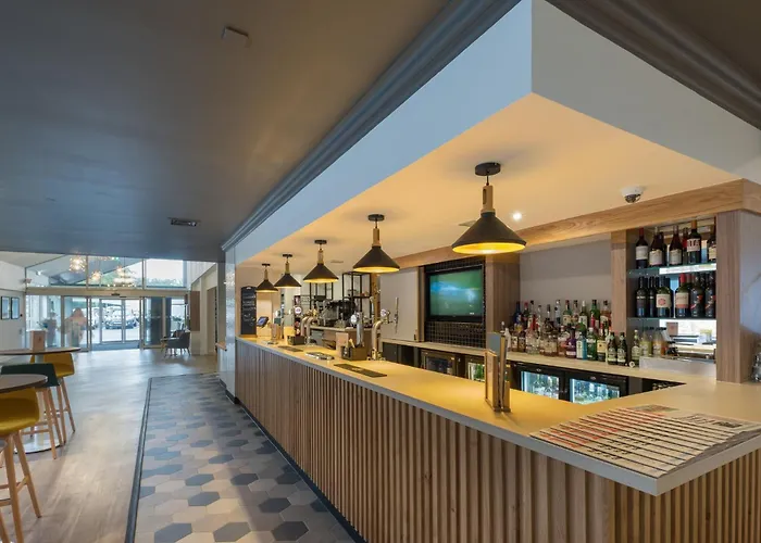 Holiday Inn By Ihg