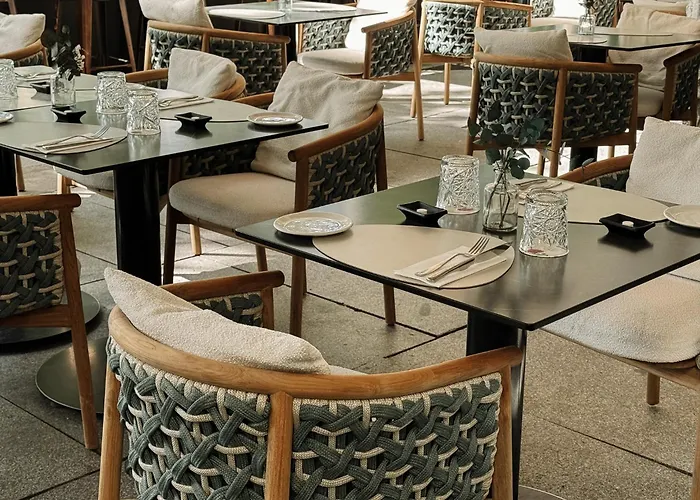 Hospes Puerta De Alcala, A Member Of Design Hotels