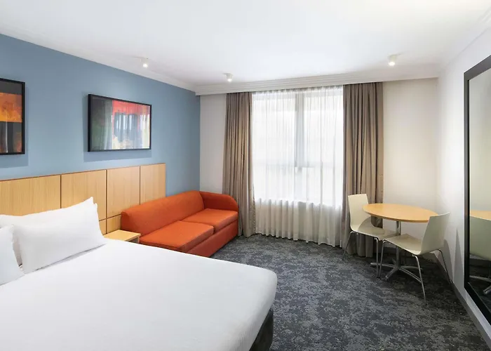 Mercure Brisbane Garden City