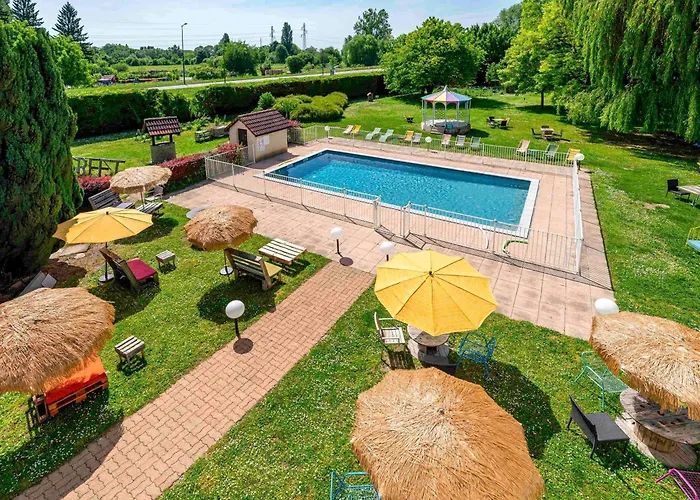 greet Hotel Beaune