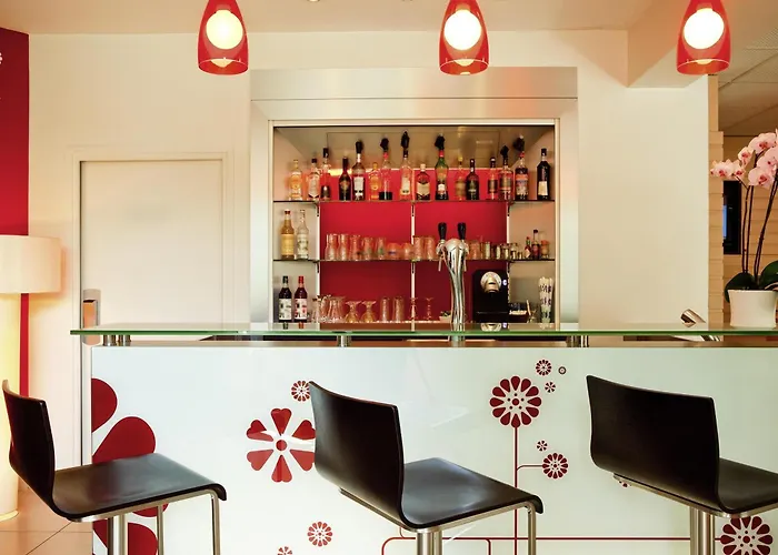 Ibis Senlis